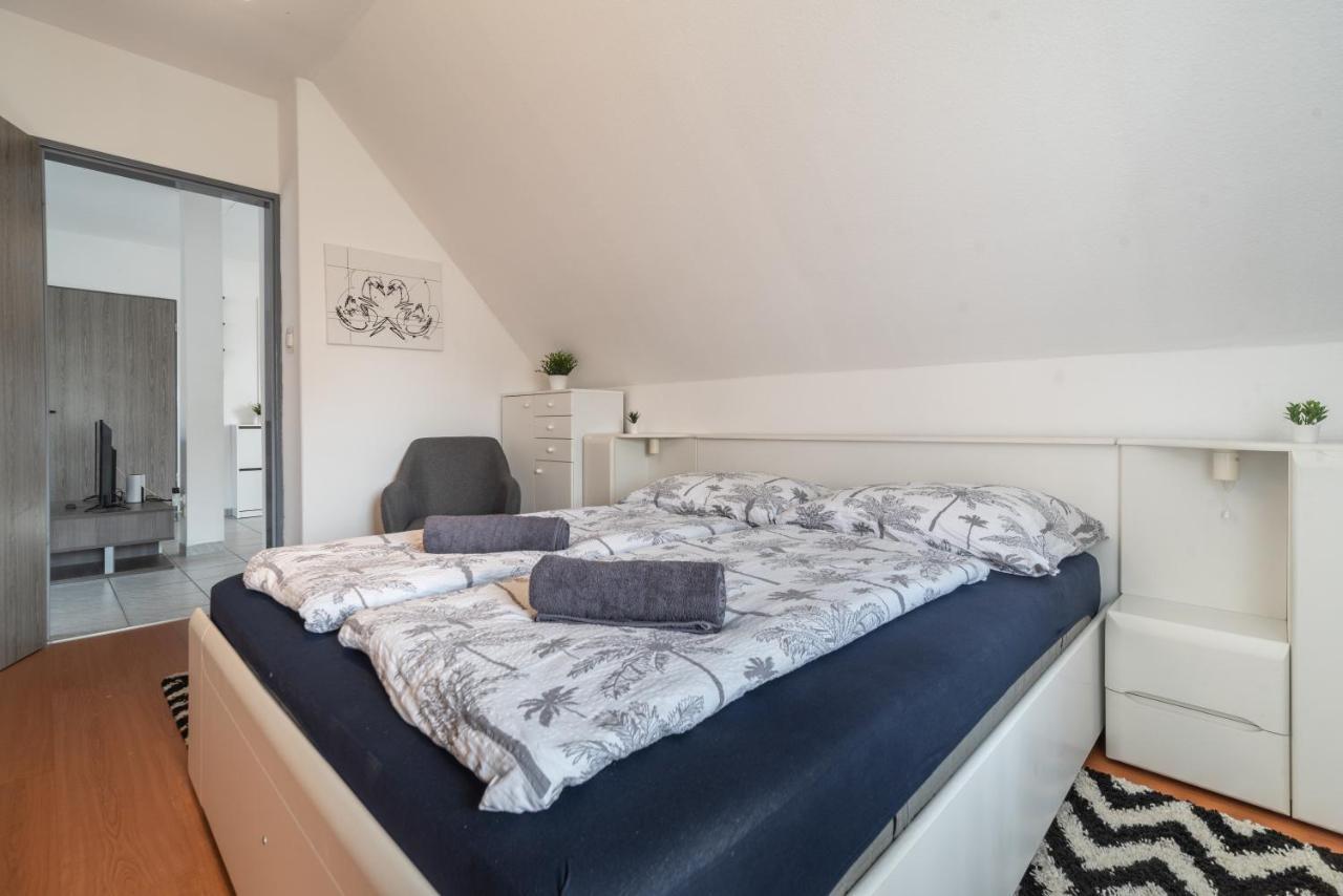 Grand Apartmanház Gyenesdiás Esterno foto