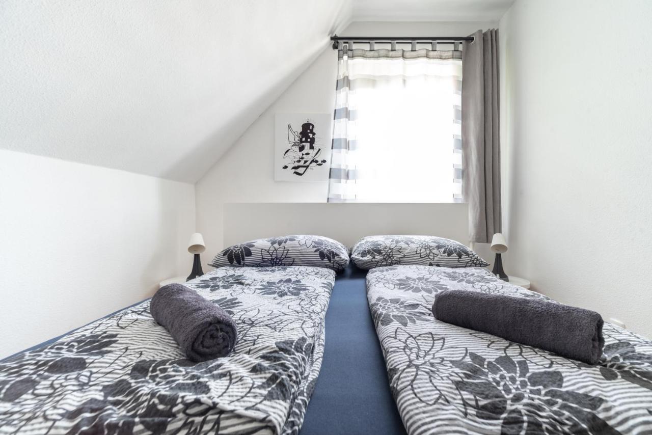 Grand Apartmanház Gyenesdiás Esterno foto