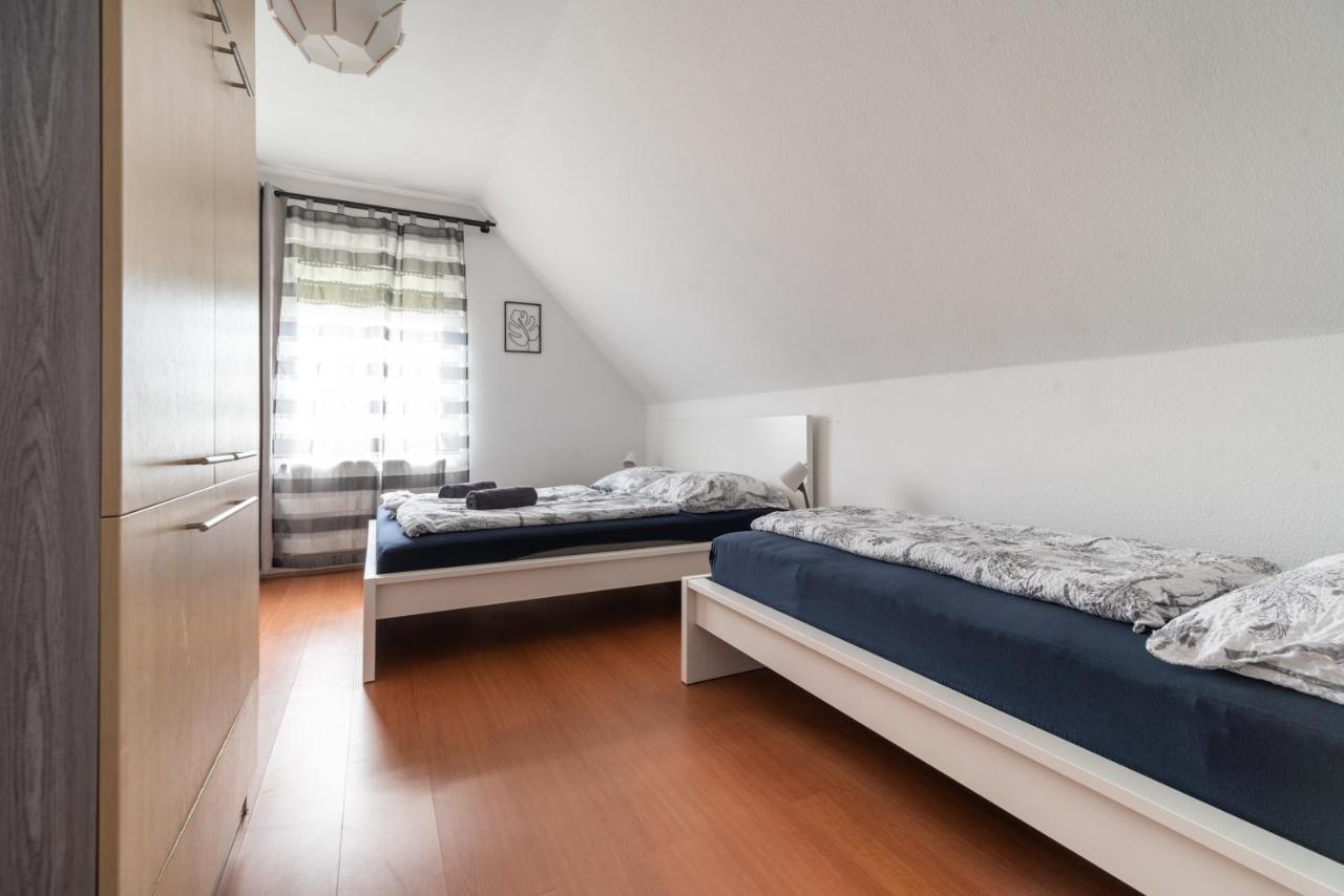 Grand Apartmanház Gyenesdiás Esterno foto