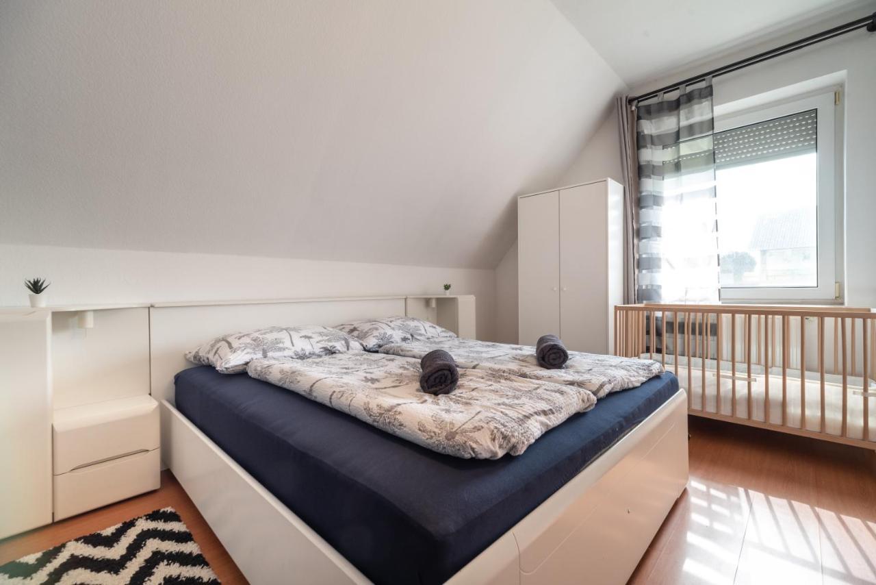 Grand Apartmanház Gyenesdiás Esterno foto