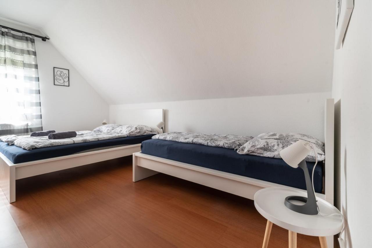 Grand Apartmanház Gyenesdiás Esterno foto
