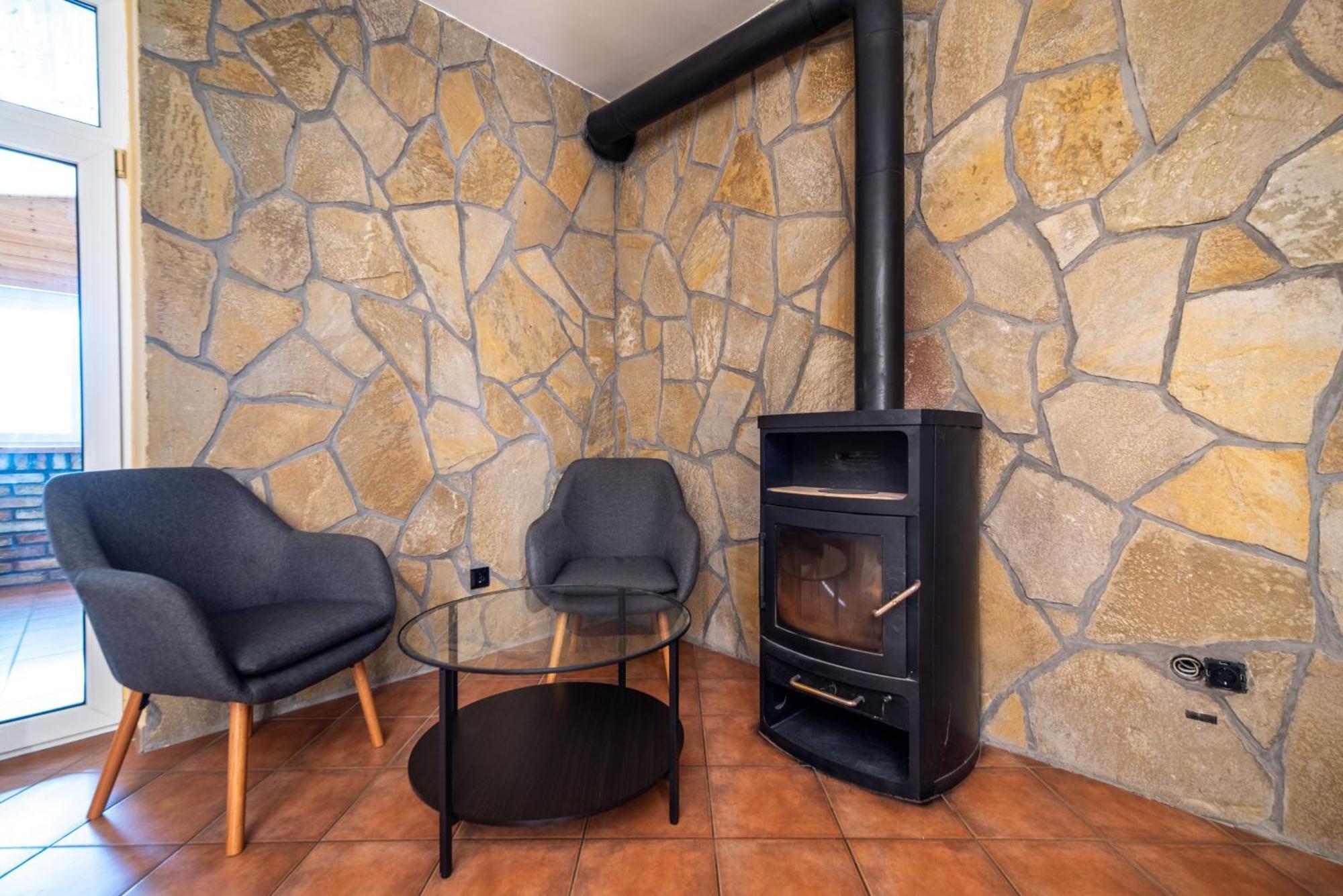 Grand Apartmanház Gyenesdiás Esterno foto