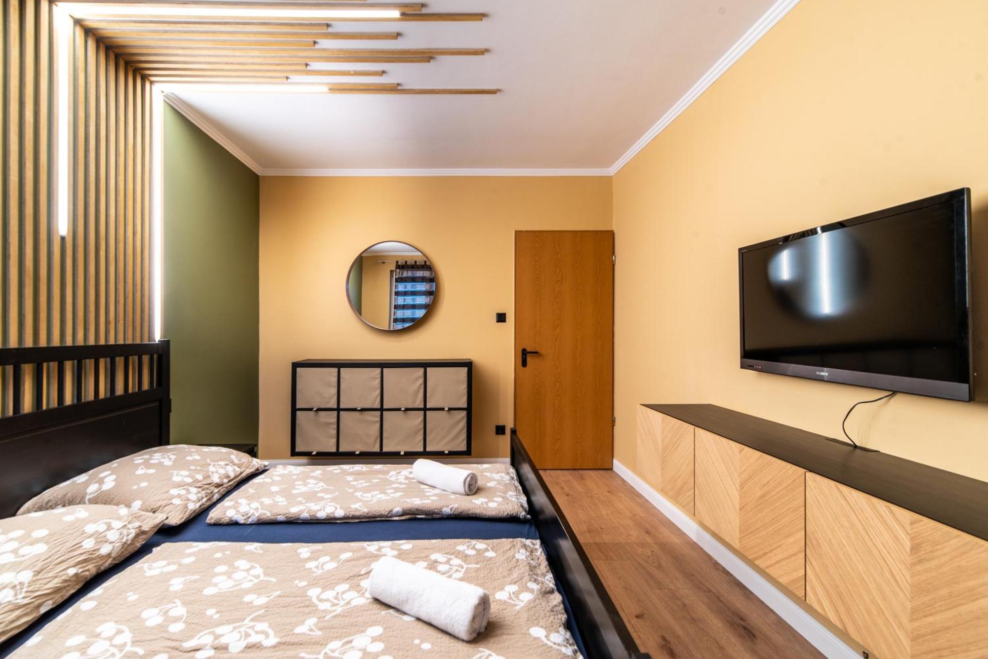 Grand Apartmanház Gyenesdiás Esterno foto